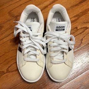 White Adidas Sneakers Shoes